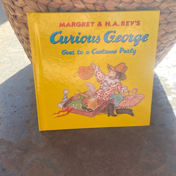 Other - Curious George Goes to a Costume Party Book